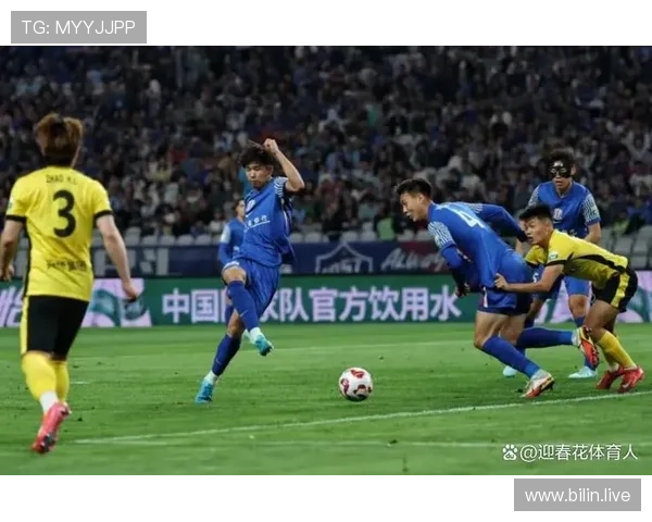 中超新赛季格局生变豪门补强与青训崛起引发关注联赛竞争升温球迷期待回归 中超新赛季格局生变豪门补强与青训崛起引发关注联赛竞争升温球迷期待回归